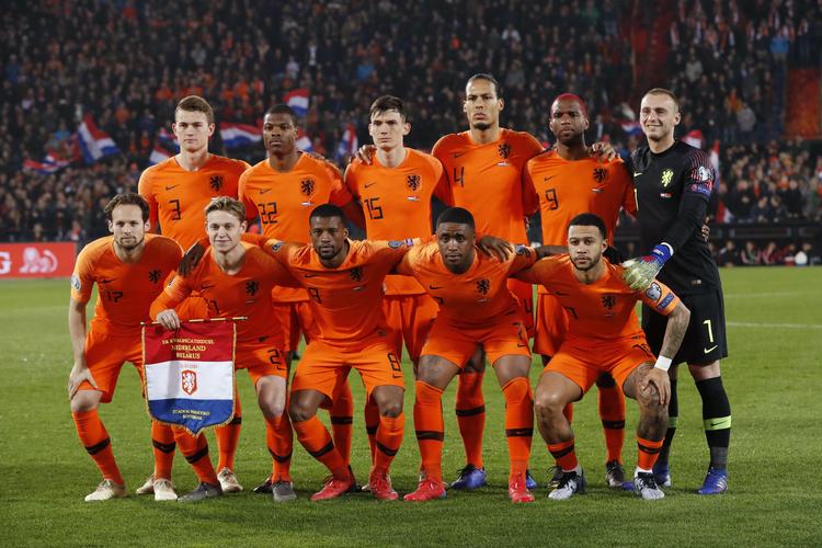 足球直播荷兰与美国_足球直播荷兰